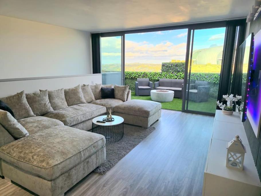 Apartamento Modern Duplex Penthouse Panoramic Views & Parking Bradford (West Yorkshire)